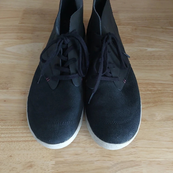 Ahnu Women's Pier 3 lace-up sneaker style ankle boots Size 9.5 Black - Picture 2 of 9